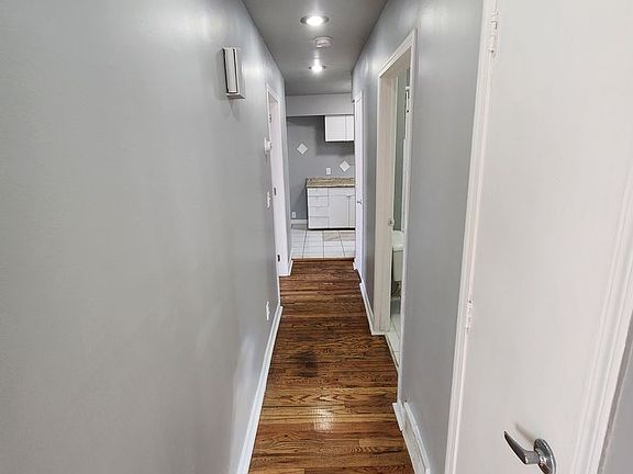4th image of 5112 NW Radial Hwy #5112