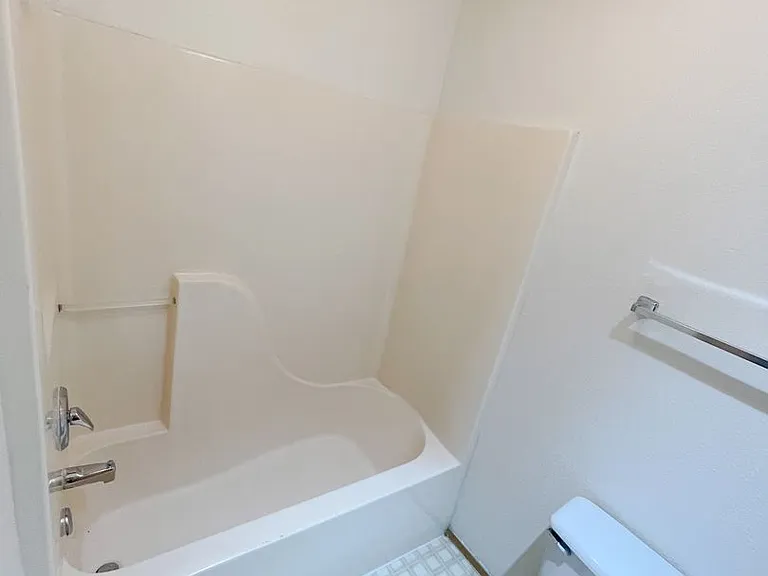 5410 N Hills Dr — Photo 16