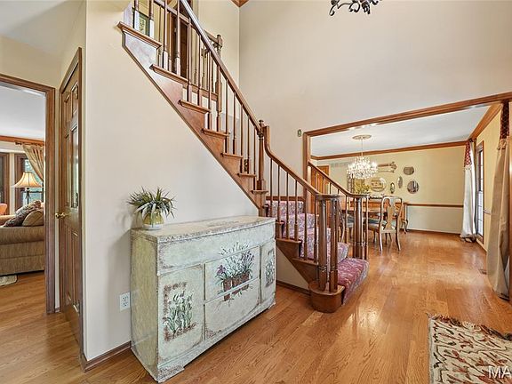 3rd image of 5725 Biddeford Dr