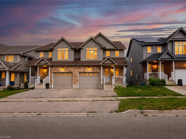 59 Iron Gate St, Kitchener, ON N2N 3R7