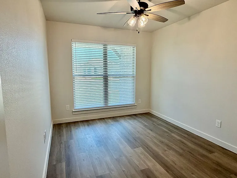 2408 Aberdeen Ave — Photo 25