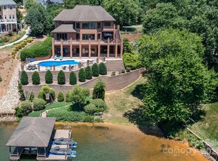 368 Players Ridge Rd, Hickory, NC 28601