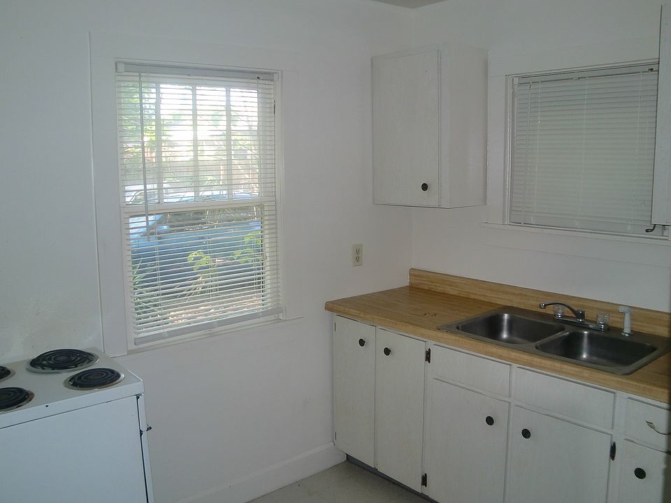 Kitchen-1110 21st Ave