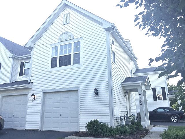 1st image of 2562 Dickens Dr #2562