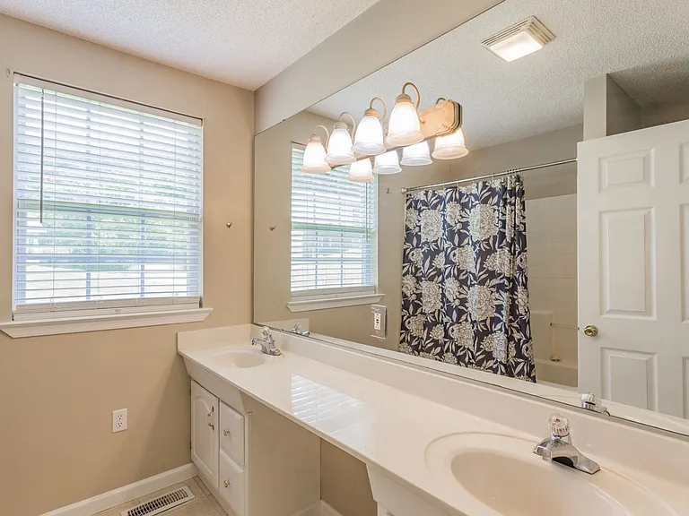 21959 River Canyon Rd — Photo 22
