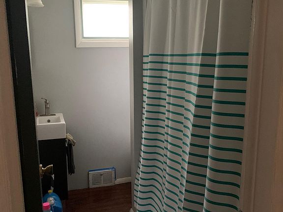 4th image of 180 Norwood Ave APT 2