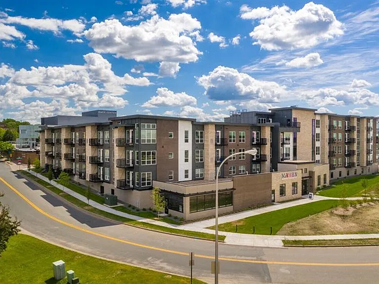 Maven Apartments — Photo 17