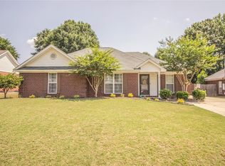 193 Homewood Dr, Millbrook, AL 36054
