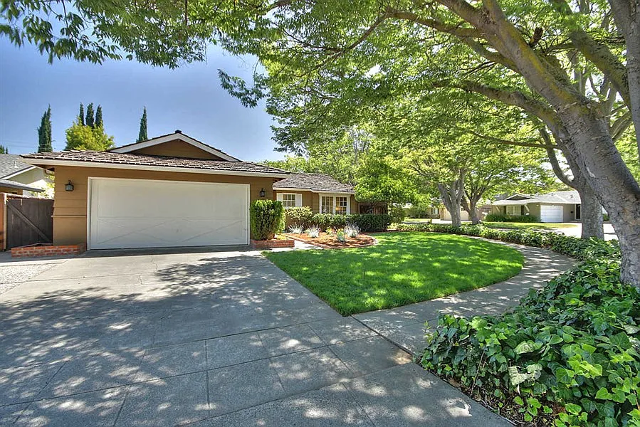 1508 Cameo Dr photo 1