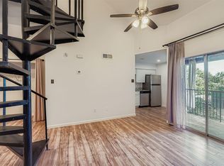 1840 Burton Dr APT 208, Austin, TX 78741