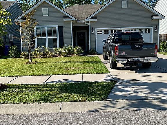 3rd image of 3061 Vincent Astor Dr