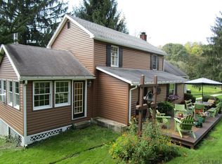1267 Waterfall Dr, Johnstown, PA 15906