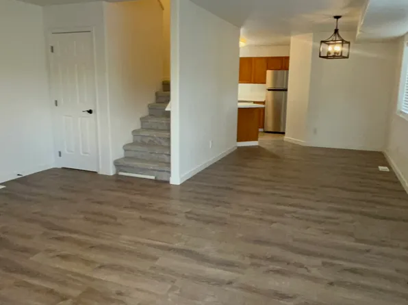8110 Medellin Cir, Anchorage, AK 99507