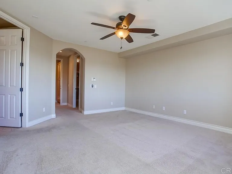 421 N Cedros Ave N — Photo 28