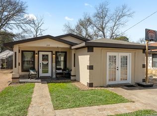 319 Pearl St, Kerrville, TX 78028