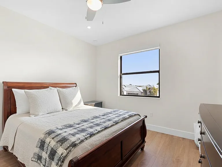 12510 Solana Bay Cir — Photo 25