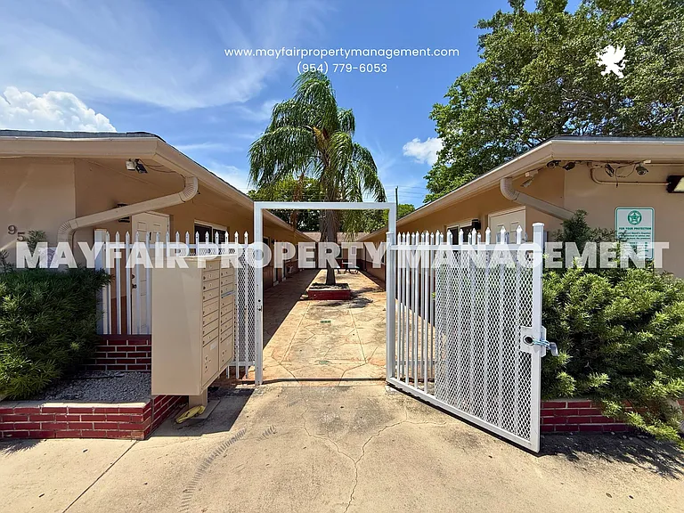 95 NW 39th St #5 — Photo 13