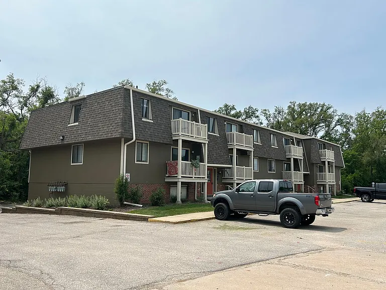 The Cranston — Photo 23