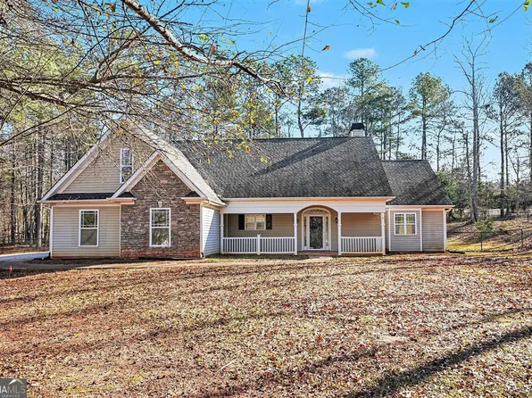 234 Lake Chase Dr N, Griffin, GA 30224