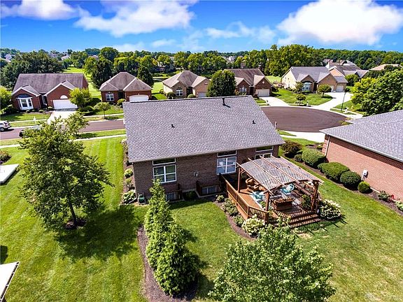 3rd image of 2836 Fairways Dr