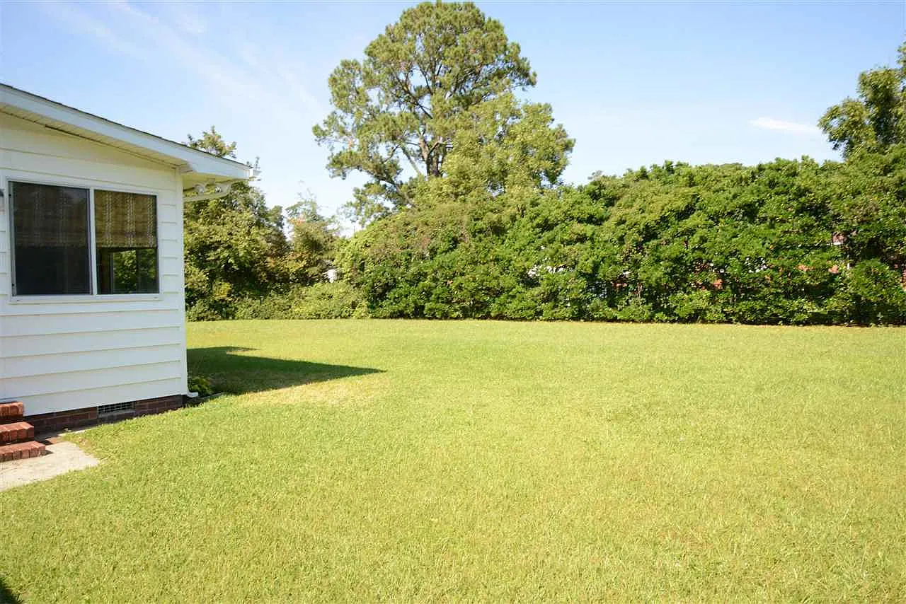 3 bed, 2.5 bath, $1,800 — Photo 4