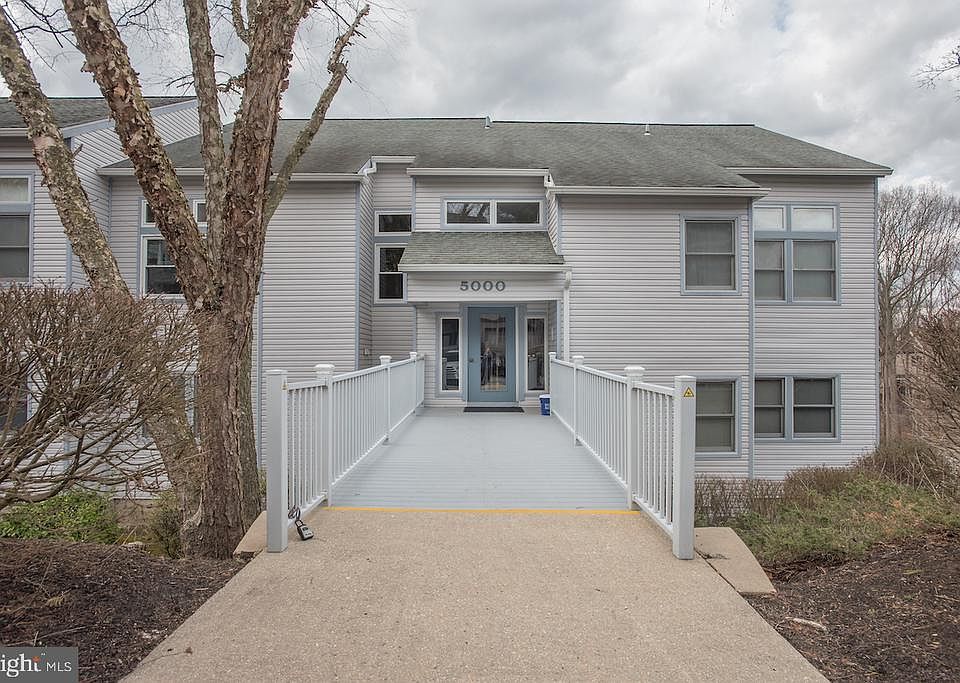 1st image of 5009 Diana Dr
