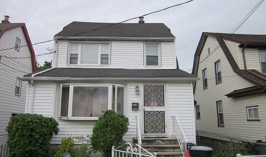 1st image of 11944 194th St
