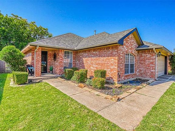 3rd image of 12309 Hickory Creek Blvd