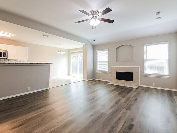 4th image of 3313 Teasbend Ct