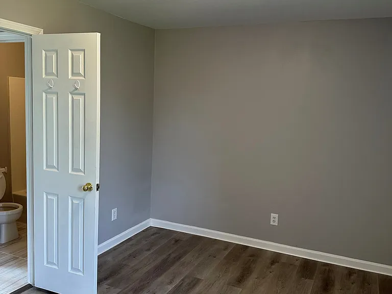 2056 Tynewood Dr — Photo 11