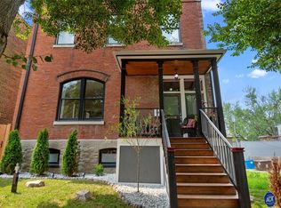 2008 Crittenden St, Saint Louis, MO 63118