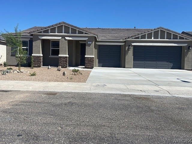 1st image of 1674 Dianne (108) Drive