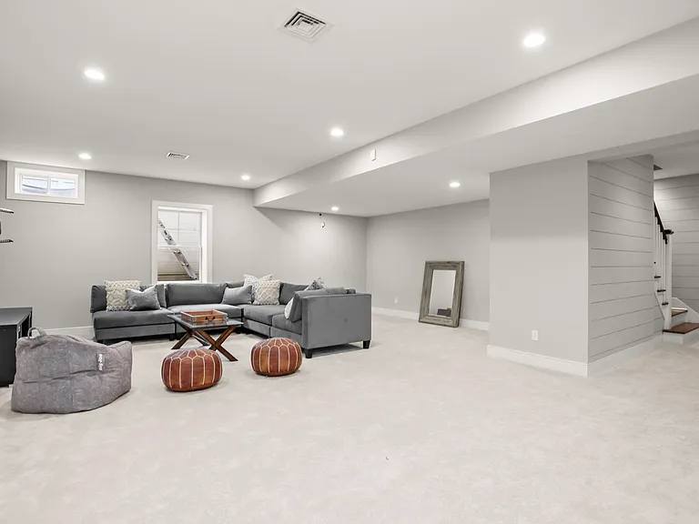 26 Long Lots Ln — Photo 31