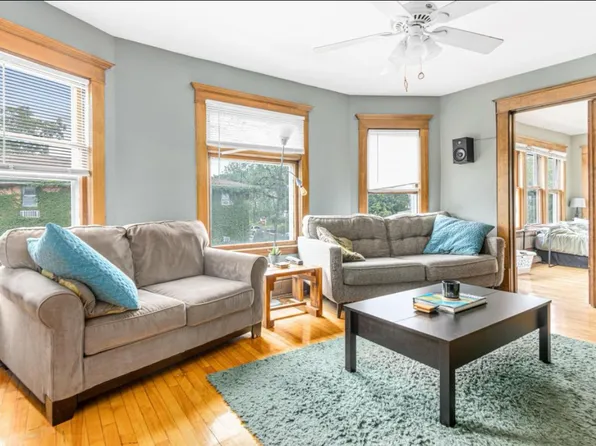 2557 Dupont Ave S #2, Minneapolis, MN 55405