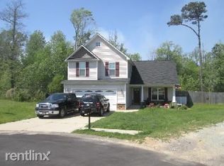 165 Newport Ct, Raeford, NC 28376