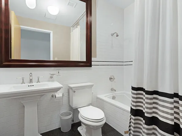 38 Warren Street image 9 of 11