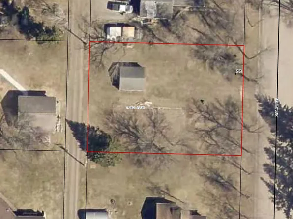 211 3rd Ave SE, Baudette, MN 56623