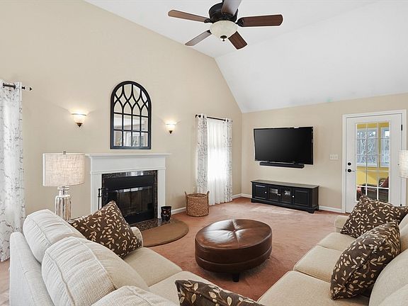 4th image of 110 Pondview Rd