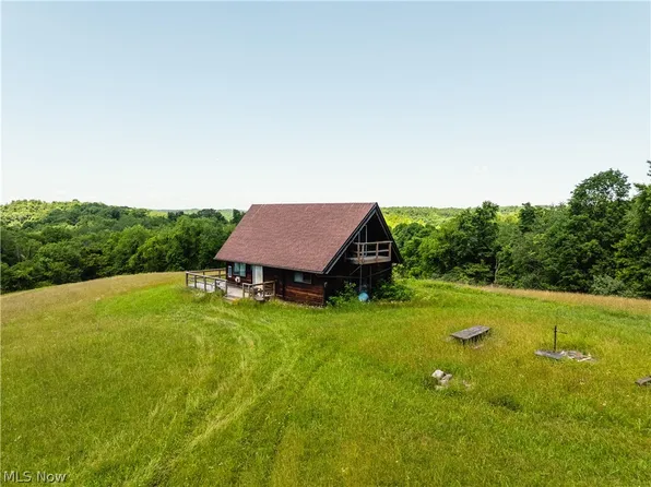 Norris Rd, Tippecanoe, OH 44699