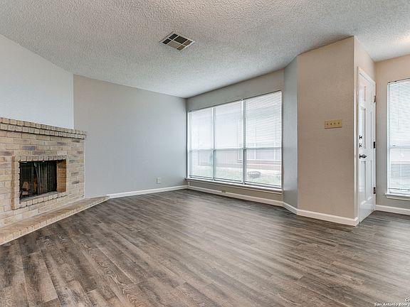 2nd image of 8431 Cranberry Hill