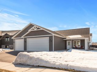 3124 Kingston St, River Falls, WI 54022