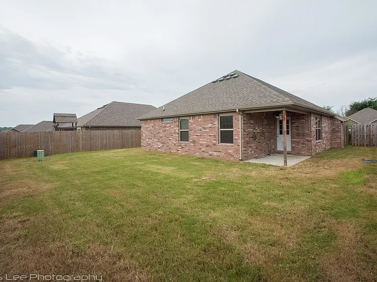 3064 Raven Ln — Photo 17