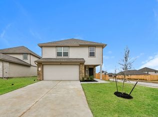 221 Fallow Deer Dr, Huntsville, TX 77320