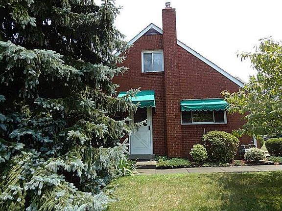 3rd image of 141 W Point Dr