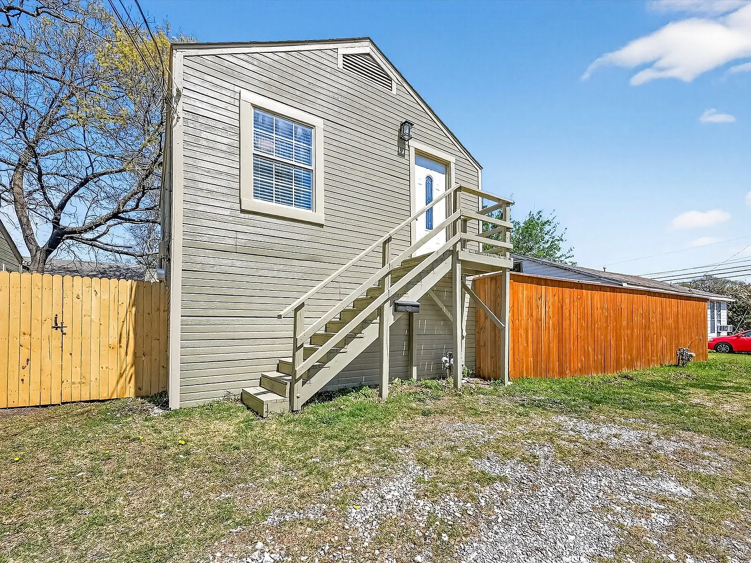 1 bed, 1.0 bath, 400 sqft, $1,200 — Photo 2
