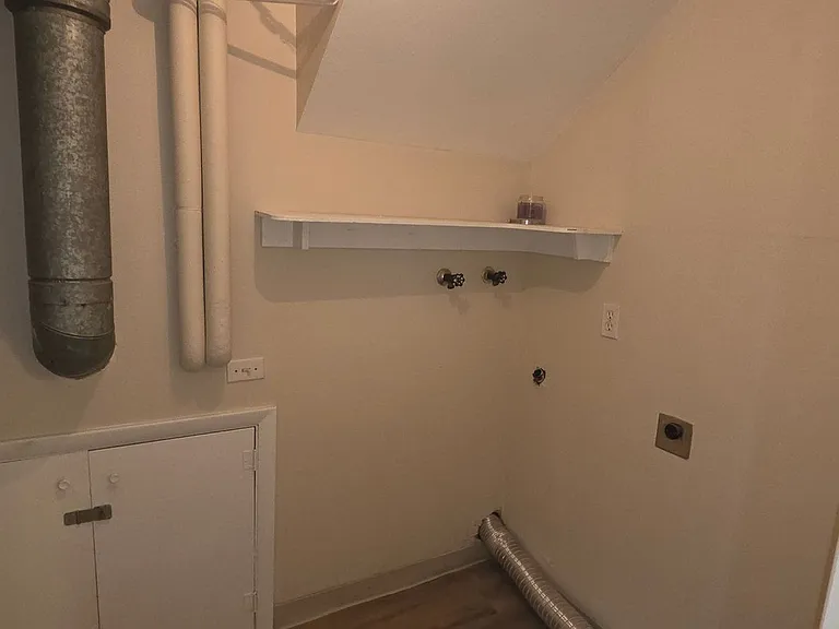 3705 N Chestnut St — Photo 12