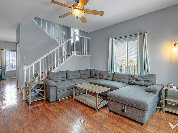 3rd image of 2263 Rebecca Cir