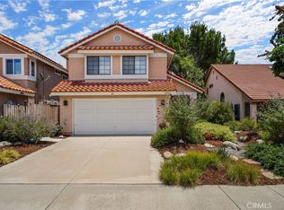 3866 Lost Springs Dr, Calabasas, CA 91301