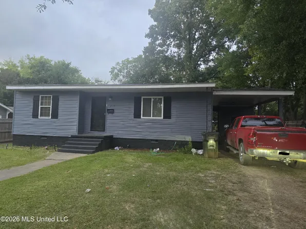 225 Richard Cir, Canton, MS 39046