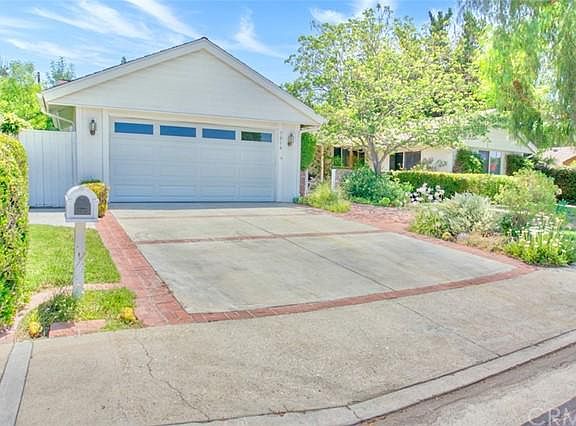 2nd image of 7914 Sadring Ave